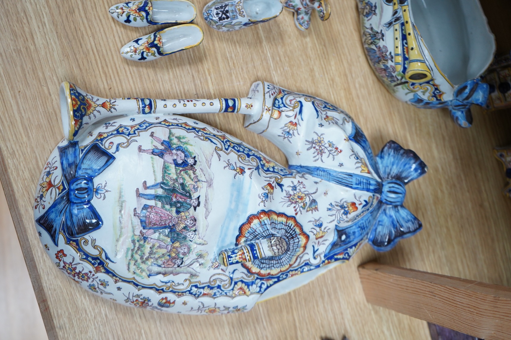 19th century French decorative faience including bag pipes, a large wall pocket, jardiniere etc (22).